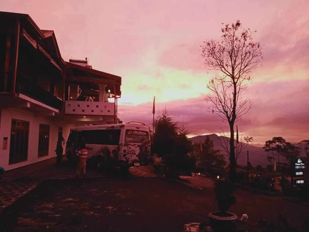 Nature First Hotel Nuwara Eliya Bagian luar foto